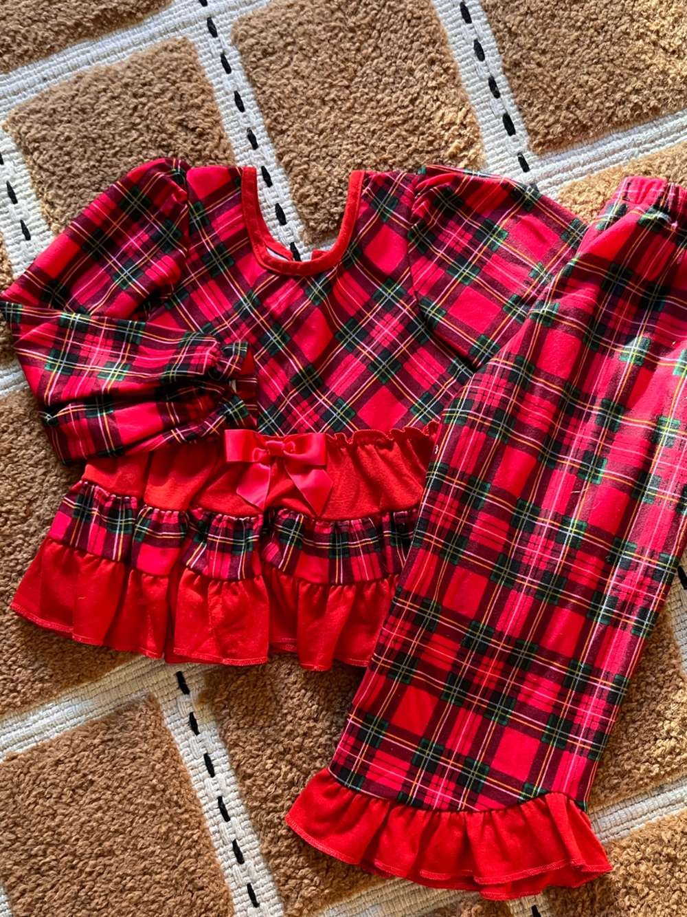 Laura Dare Red Tartan Plaid Ruffle Two-Piece Outfit Pajama Set 3T